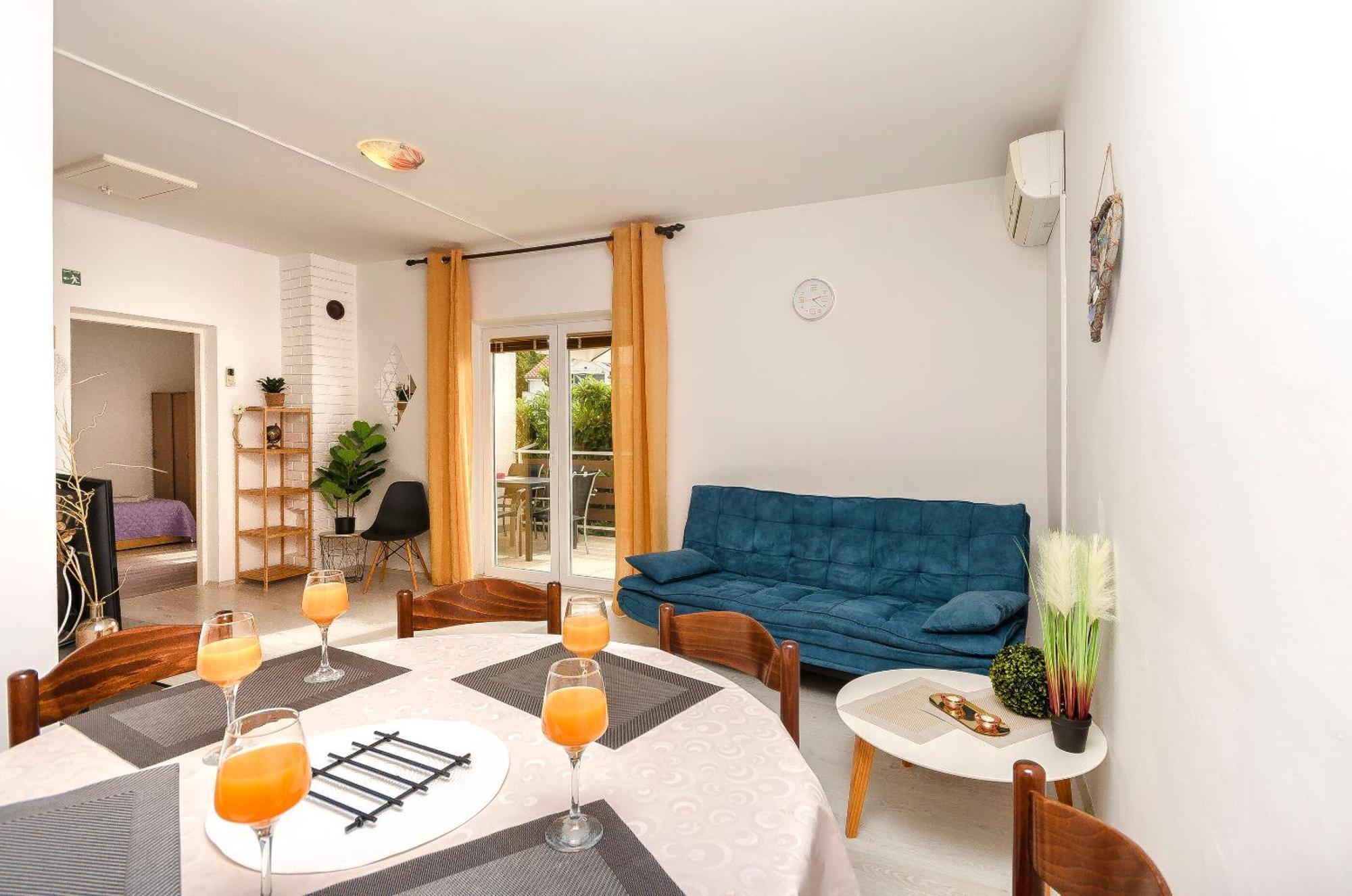 Apartments Sanja Tribunj  Exterior photo